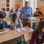 lærer i klasserommet